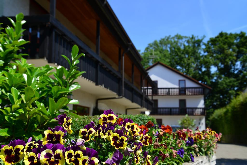 Hotel Am Buchwald Esslingen am Neckar Esterno foto