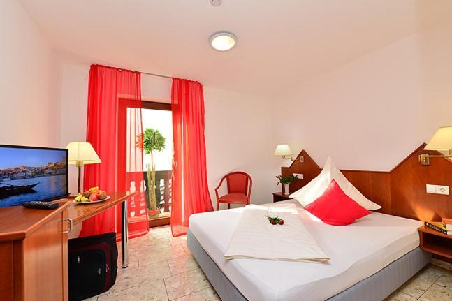 Hotel Am Buchwald Esslingen am Neckar Esterno foto