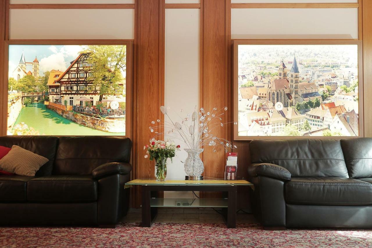 Hotel Am Buchwald Esslingen am Neckar Esterno foto